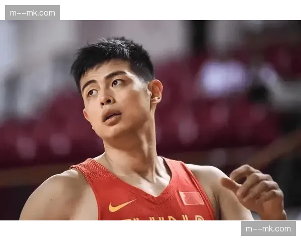 北京首钢方硕关键球处理经验 老将控场在季后赛卡位战中的价值